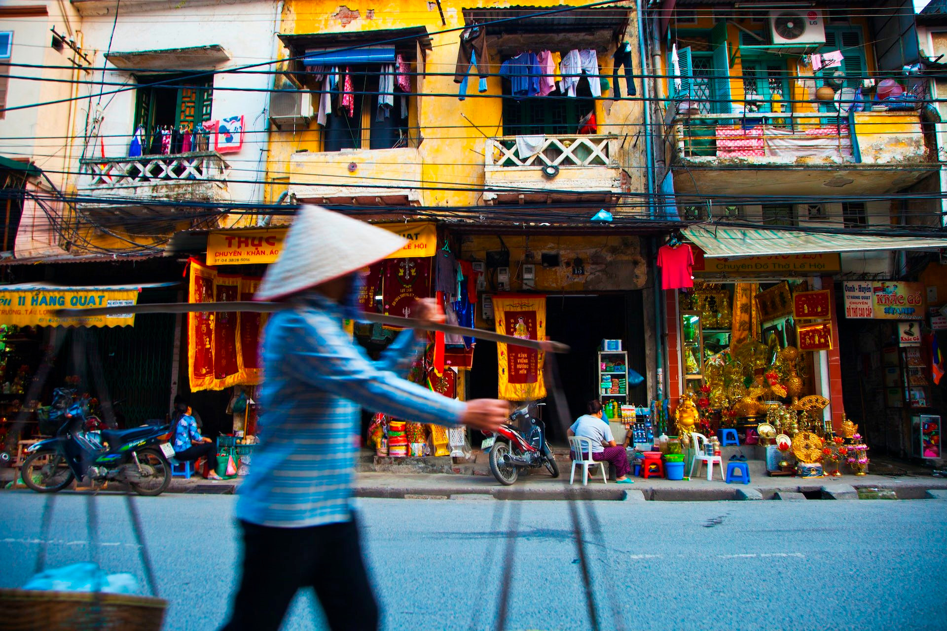 Tổ chức tín nhiệm quốc tế xếp kinh tế Việt Nam ở mức "tích cực" - Ảnh 3.
