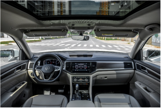 Volkswagen tung ưu đãi hè 100% phí trước bạ cho bộ đôi SUV Tiguan và Teramont - Ảnh 2.