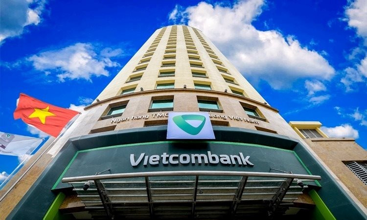 Cổ phiếu Vietcombank vượt đỉnh, vốn hóa xấp xỉ 20 tỷ USD - Ảnh 1.