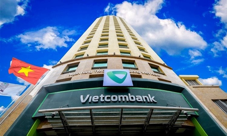 Cổ phiếu Vietcombank vượt đỉnh, vốn hóa xấp xỉ 20 tỷ USD