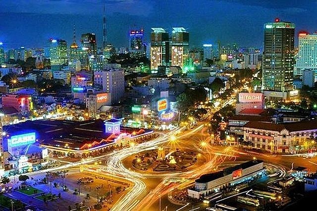 Việt Nam lọt top 16 quốc gia giàu nhất châu Á - Ảnh 1.