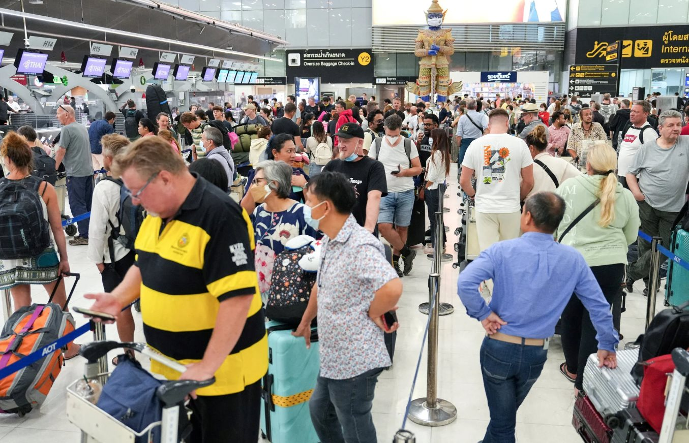 Hiện tượng lạ: Chỉ ‘ngồi nhà’, người dân Trung Quốc cũng có thể khiến kinh tế 5 nước Đông Nam Á ‘lao đao’ - Ảnh 2.