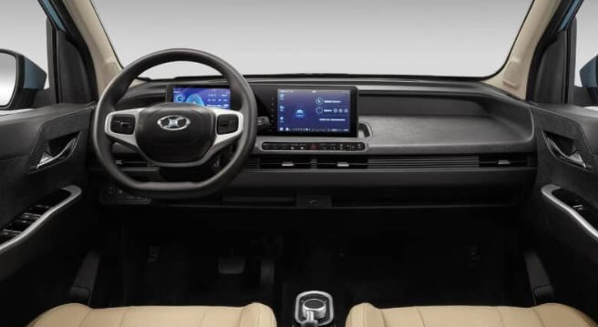 Xe điện cỡ nhỏ “đàn em” của Toyota Alphard chính thức trình làng: Kích thước nhỉnh hơn VinFast VF 3, giá chỉ 130 triệu đồng, phạm vi hoạt động 300 km - Ảnh 3.
