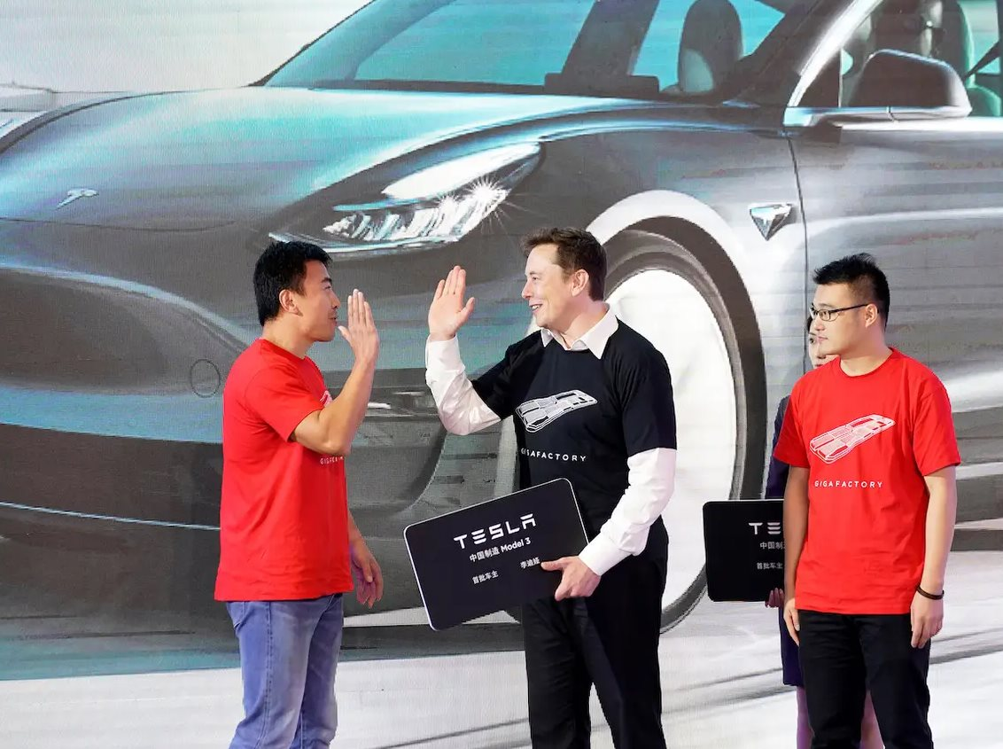 Cú quay xe thất bại của Apple, Tesla và Microsoft: Đã 5 năm trôi qua nhưng các doanh nghiệp Mỹ vẫn không thể sống thiếu Trung Quốc - Ảnh 3.