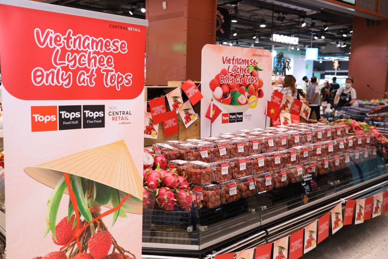 Vải thiều Bắc Giang lên kệ siêu thị Thái Lan, giá hơn 170.000 đồng/kg - Ảnh 2.