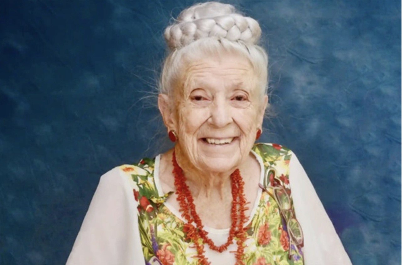 Bí quyết &quot;5 chữ L&quot; sống một đời trọn vẹn, hạnh phúc của một bác sĩ 102 tuổi - Ảnh 1.