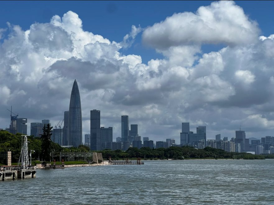 Một thành phố Trung Quốc có GDP/đầu người vượt xa Nga, thoát vỏ kén “làng chài” trở thành phiên bản khác của “Thung lũng Silicon” - Ảnh 2.