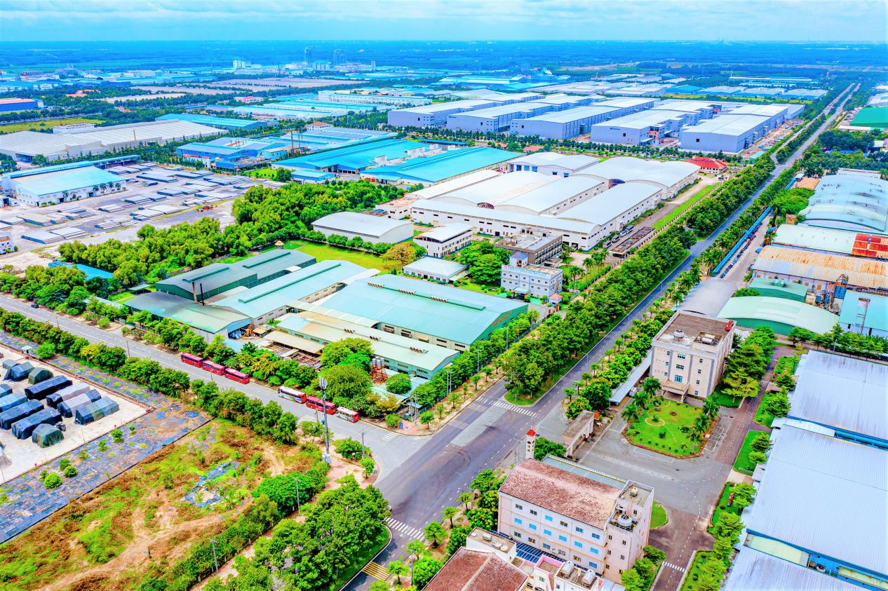 Sonadezi đạt Top 10 Nhãn hiệu nổi tiếng Việt Nam năm 2023 - Ảnh 1.