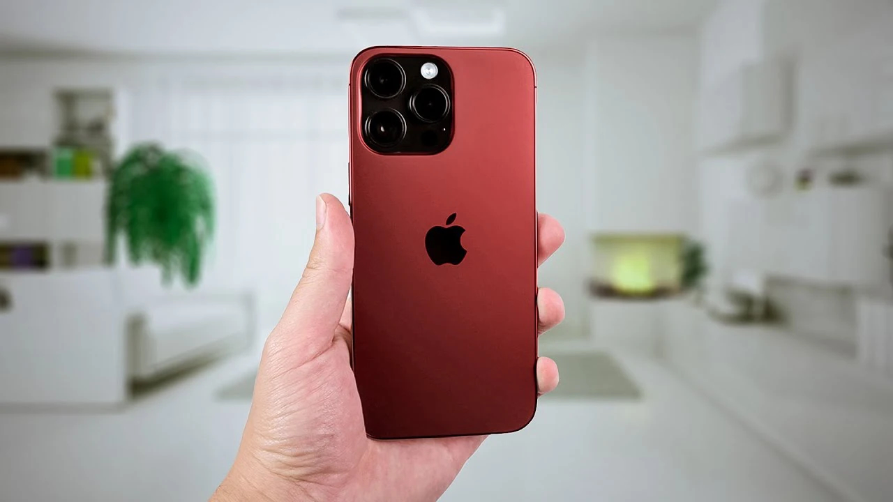 Xuất hiện hình ảnh iPhone 15 Pro màu hồng, đẹp lấn át cả màu đỏ rượu vang - Ảnh 1.