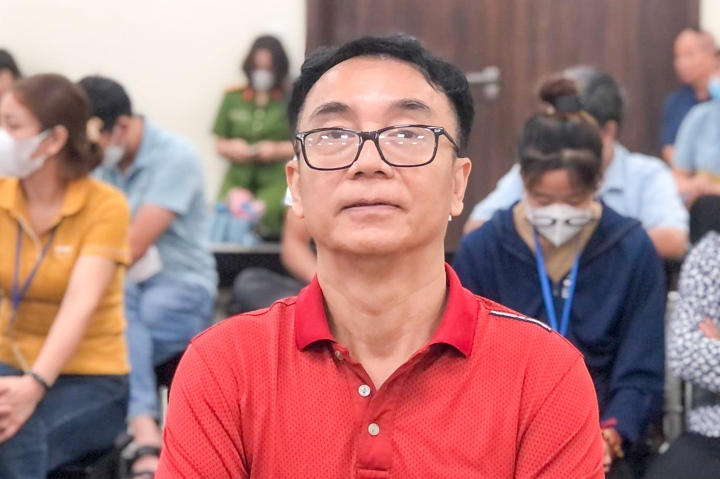 Cựu Phó Cục trưởng Trần Hùng bị đề nghị mức án 9-10 năm tù - Ảnh 1.