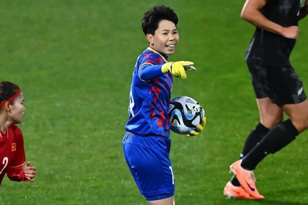 Trần Thị Kim Thanh: Từ cô bé nhặt đậu có bàn tay to đến &quot;người nhện&quot; khuất phục huyền thoại Mỹ tại World Cup - Ảnh 5.