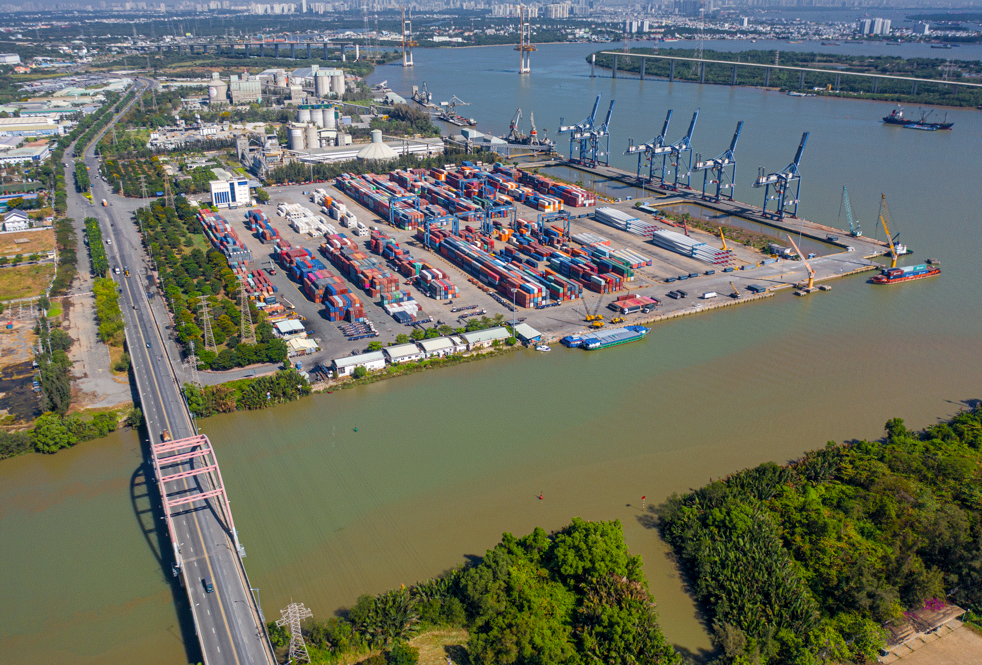 ‏K‏‏hu công nghiệp ‏‏có đến 3 cảng quốc tế, rộng nhất ‏‏TP. HCM - Ảnh 10.