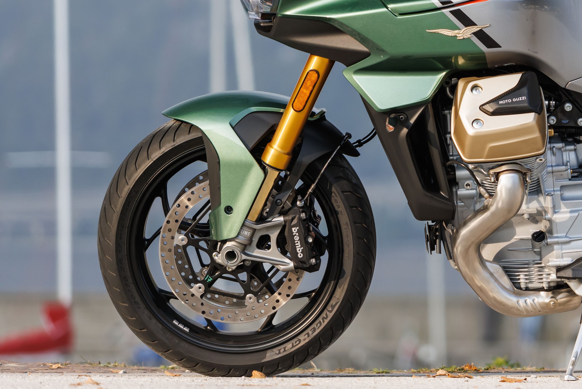 Moto Guzzi V100 Mandello ra mắt: Áp dụng hệ thống khí động học, sẽ ra mắt Việt Nam trong tháng 8 tới - Ảnh 6.
