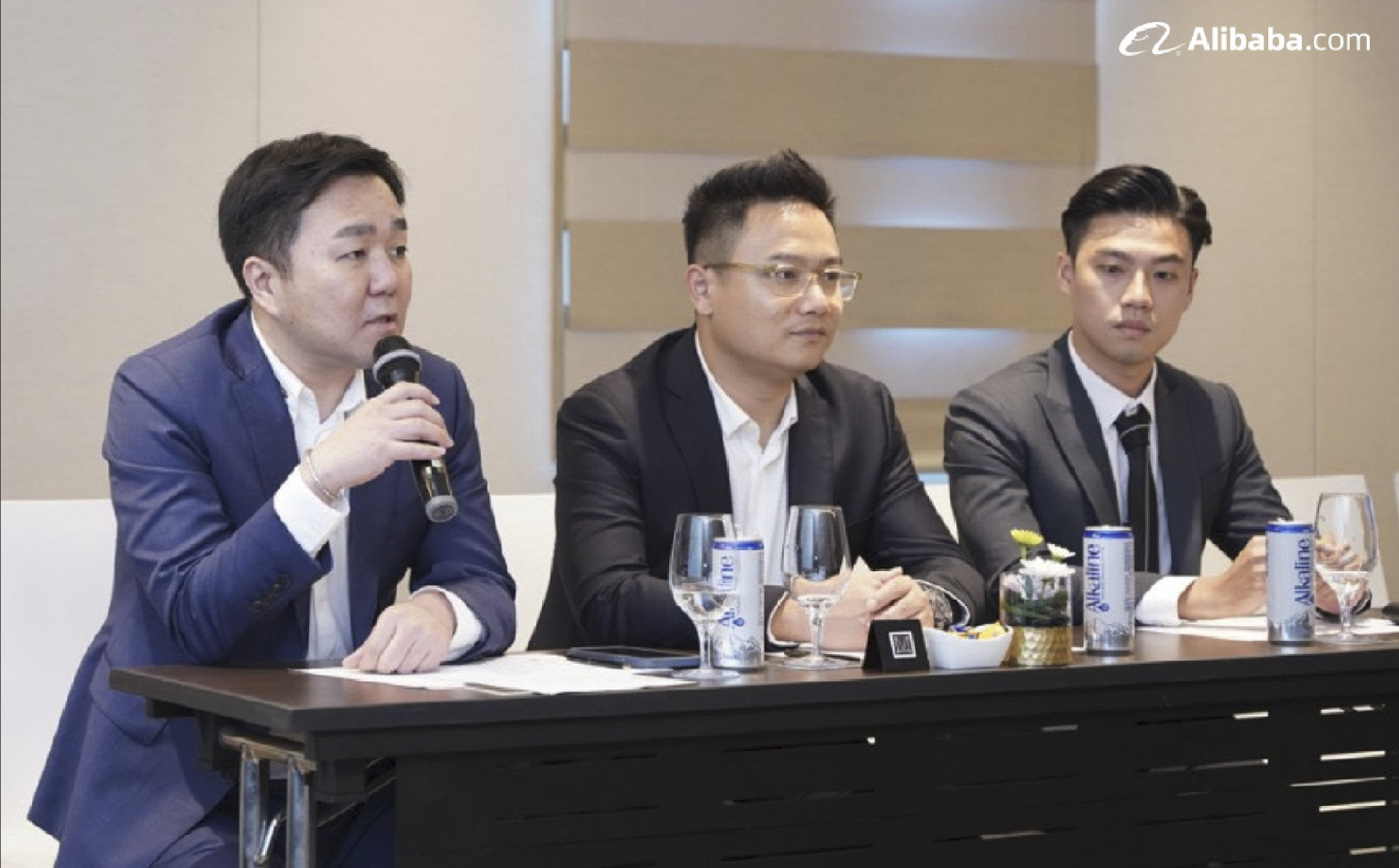 Alibaba.com đẩy mạnh mở các trung tâm sản xuất mới tại Việt Nam, hé lộ những ngành có cơ hội từ hiện tượng giảm tồn kho tại Mỹ - Ảnh 2.