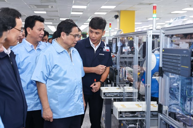 Thủ tướng mong muốn có lãnh đạo người Việt tại Tập đoàn Samsung - Ảnh 1.