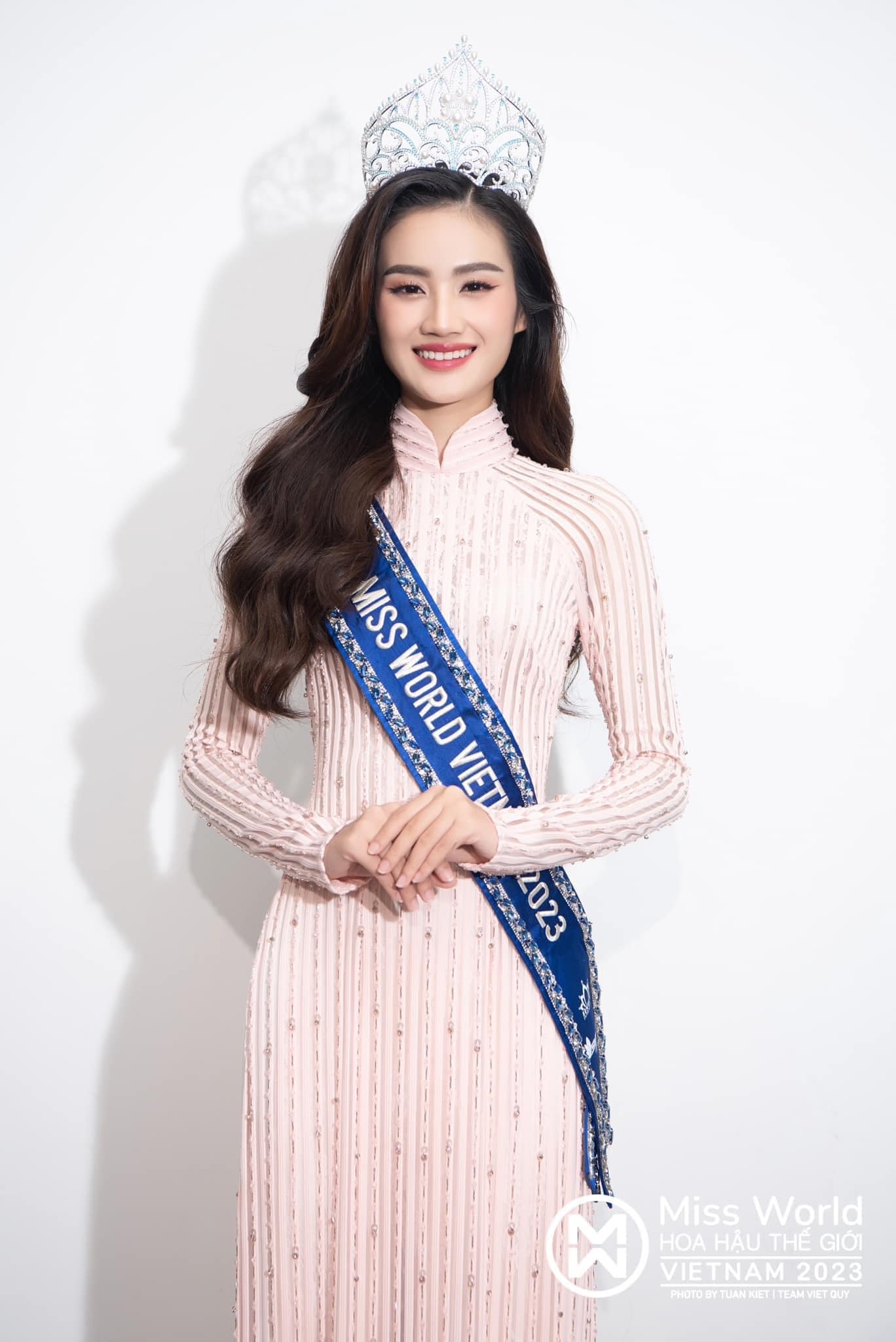 Tân Miss World Vietnam 2023 bị đề nghị tước bỏ danh hiệu chỉ sau 1 tuần đăng quang, chuyện gì đây? - Ảnh 2.