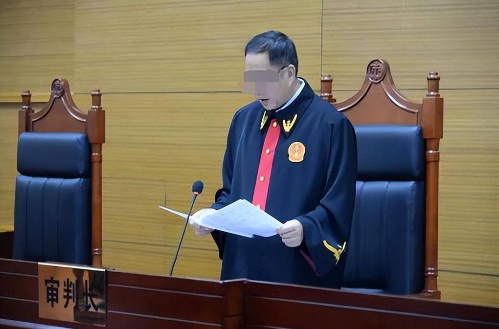Là chủ cửa hàng hải sản nhưng lại đi mua tôm ở chỗ khác về ăn, người đàn ông nhận bài học nhớ đời vì bị phạt hơn 36 triệu đồng - Ảnh 6. Là chủ cửa hàng hải sản nhưng lại đi mua tôm ở chỗ khác về ăn, người đàn ông nhận bài học nhớ đời vì bị phạt hơn 36 triệu đồng - Ảnh 6.