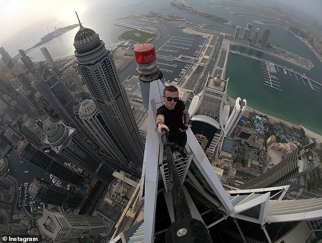 Chuyên sống ảo trên các tòa nhà chọc trời, chàng trai ra đi ở tuổi 30 khi leo lên tòa tháp ở Hong Kong