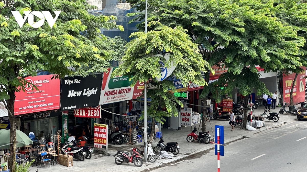 Dự án King Palace trên &quot;đất vàng&quot; ở Hà Nội chậm sổ hồng, ‌để cảnh quan nhếch nhác - Ảnh 5.