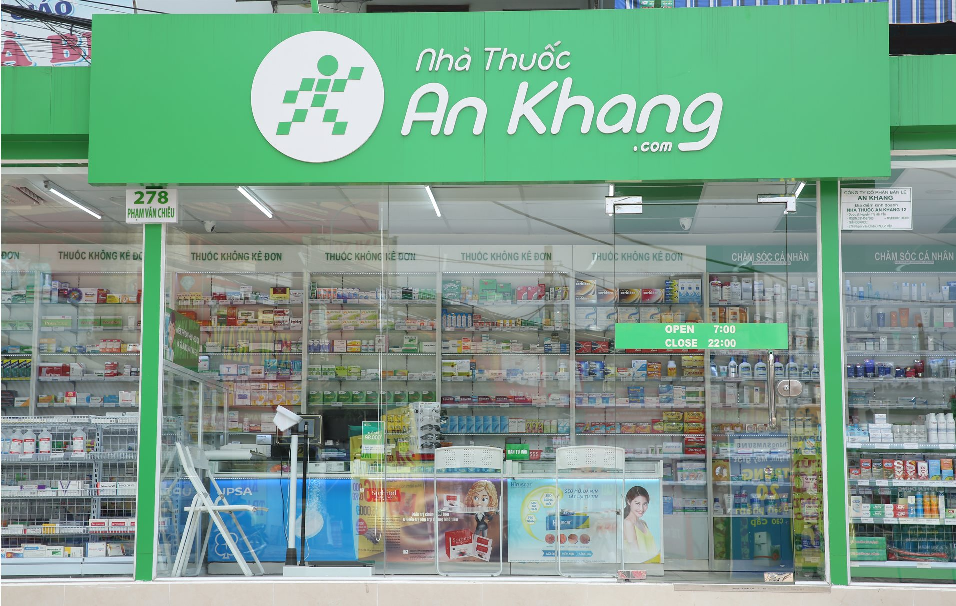 Chuỗi nhà thuốc An Khang gánh khoản lỗ lũy kế gần 500 tỷ đồng, tạm ngưng chiến lược gia tăng cửa hàng, ngày càng &quot;hụt hơi&quot; trước Long Châu - Ảnh 1.