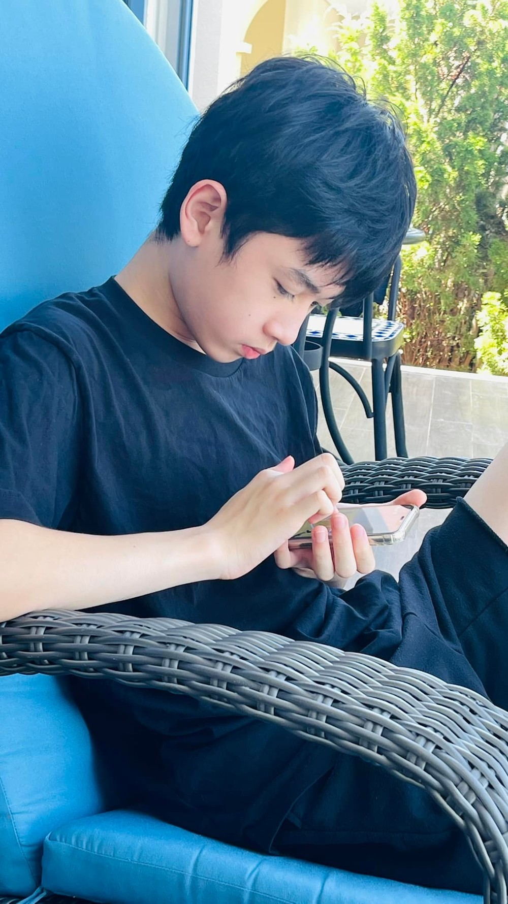 Thêm nhóc tỳ nhà sao Việt gây sốt vì diện mạo như soái ca Hàn Quốc, 14 tuổi sở hữu chiều cao khủng - Ảnh 4.