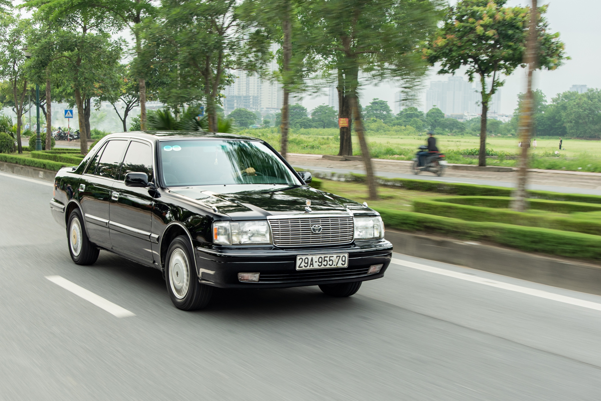 Từng có cùng lúc 11 chiếc Toyota Crown, ‘fan ruột’ tiết lộ lý do nhiều người lùng xe bằng mọi giá: ‘Có bác gần 70 tuổi mua rồi lái xuyên Việt về Cần Thơ’ - Ảnh 9.