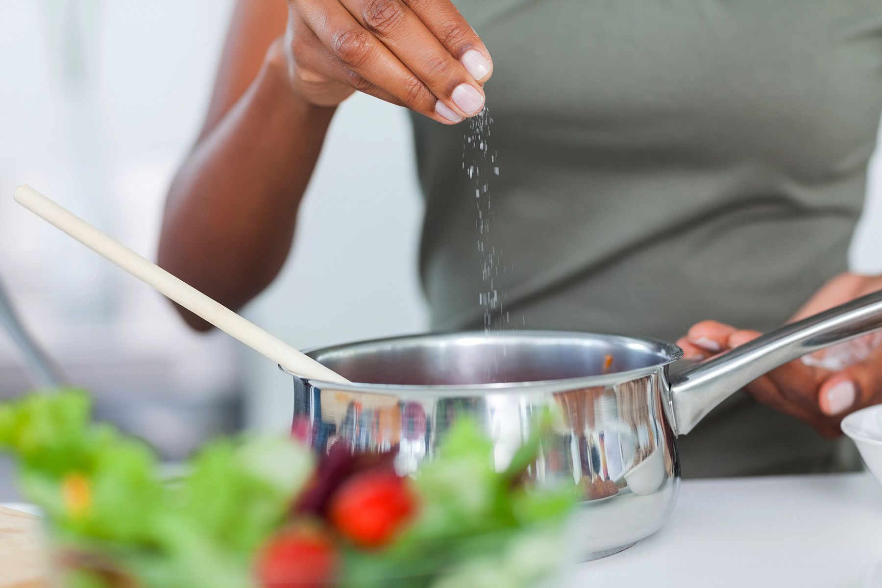 7 thực phẩm có khả năng 'tàn phá' đường ruột, nhiều người vẫn mê mẩn mỗi ngày - Ảnh 2. 7 thực phẩm có khả năng 'tàn phá' đường ruột, nhiều người vẫn mê mẩn mỗi ngày - Ảnh 2.