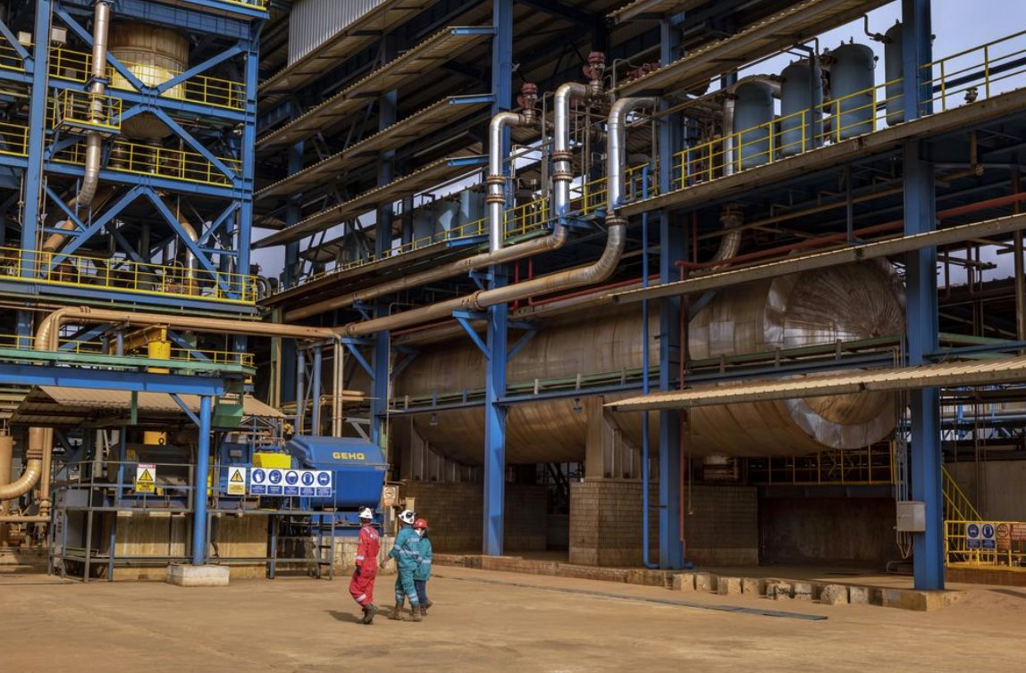 Mỹ muốn đa dạng hoá chuỗi cung ứng năng lượng nhưng quên rằng Trung Quốc đã thống trị nguồn cung một thứ kim loại quý - Ảnh 2.