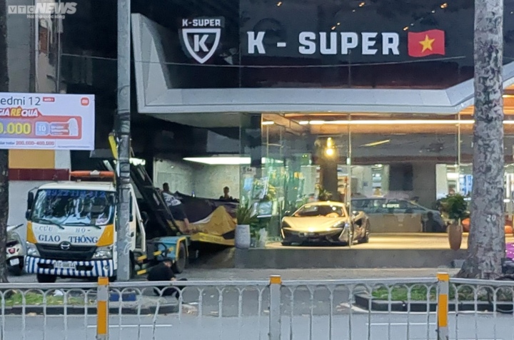 Dàn siêu xe tại showroom K-Super của Phan Công Khanh được di dời đi nơi khác - Ảnh 3.