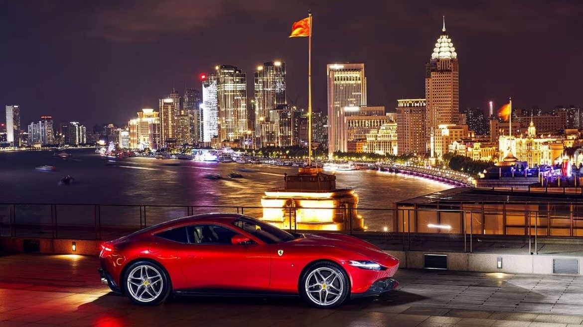 Không phải Anh hay Dubai, quốc gia này mới là nơi có nhiều phụ nữ mua Ferrari nhiều nhất thế giới: Bản lĩnh và độ chịu chơi có thừa - Ảnh 4.