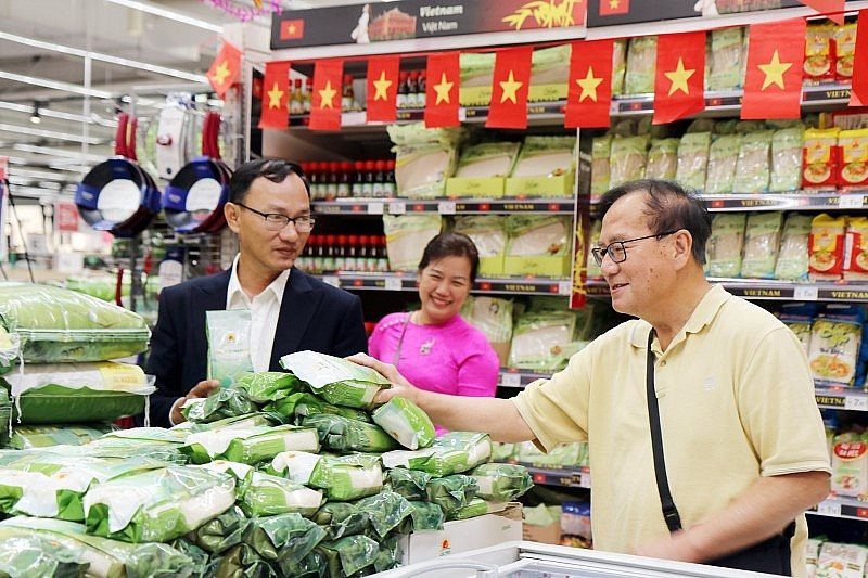 Trong lúc giá gạo tăng do nhiều nước cấm xuất khẩu, một doanh nghiệp Việt ‘trúng’ hợp đồng 127 triệu USD - Ảnh 1.