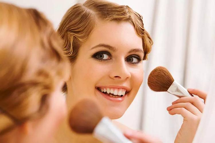 Phụ nữ càng thích ăn diện là điều tốt hay không? Các nhà tâm lý học đưa ra quan điểm sắc bén! - Ảnh 2.