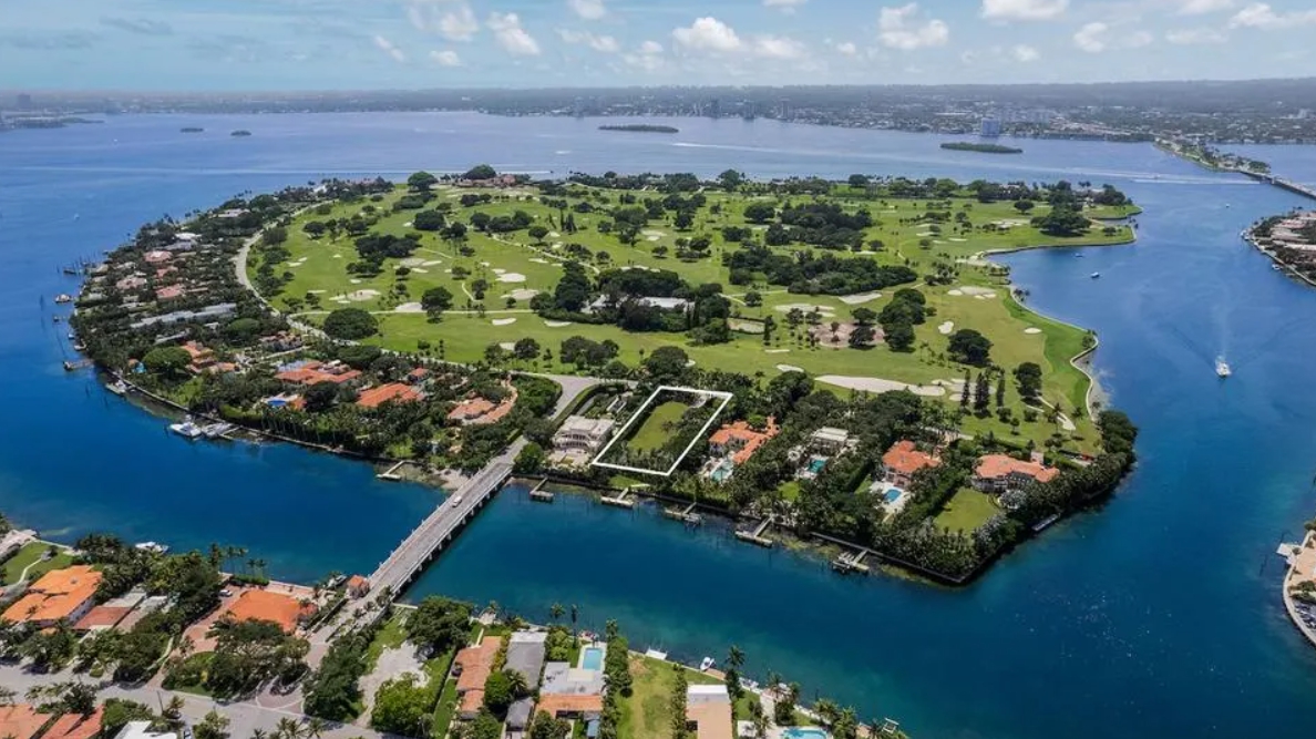 BST của tỷ phú Jeff Bezos có thêm biệt thự trị giá 68 triệu USD trên hòn đảo &quot;hầm trú ẩn tỷ phú&quot; – nơi giới siêu giàu tìm về nghỉ dưỡng - Ảnh 3.