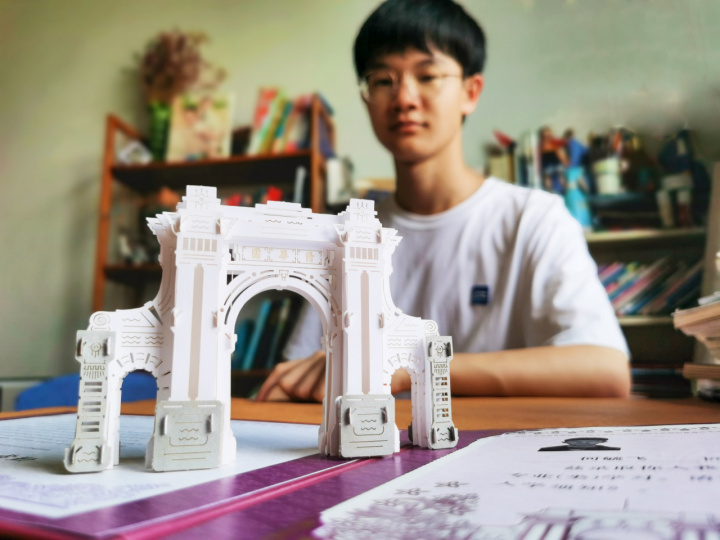 Con trai đỗ ĐH Thanh Hoa, mẹ phấn khởi khoe lên mạng nhưng không ai chúc mừng mà nhận lại cái kết buồn - Ảnh 1. Con trai đỗ ĐH Thanh Hoa, mẹ phấn khởi khoe lên mạng nhưng không ai chúc mừng mà nhận lại cái kết buồn - Ảnh 1.