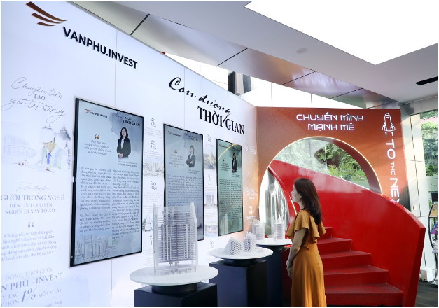 Văn Phú – Invest: Khai pháo cho hành trình chinh phục tương lai qua triển lãm Dòng thời gian - Ảnh 1. Văn Phú – Invest: Khai pháo cho hành trình chinh phục tương lai qua triển lãm Dòng thời gian - Ảnh 1.