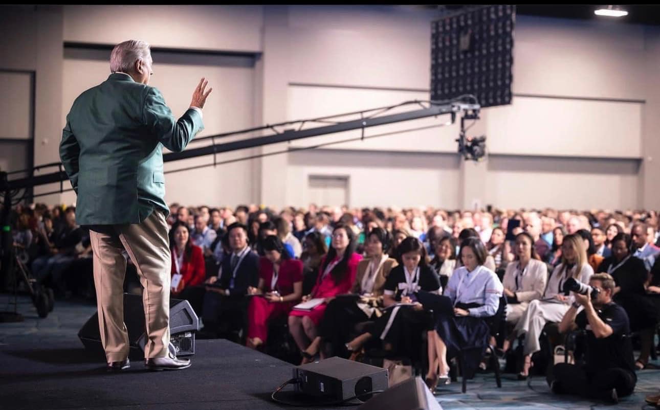 Hợp tác độc quyền Maxwell Leadership - Doanh nghiệp Việt ghi dấu trên đất Mỹ - Ảnh 1. Hợp tác độc quyền Maxwell Leadership - Doanh nghiệp Việt ghi dấu trên đất Mỹ - Ảnh 1.