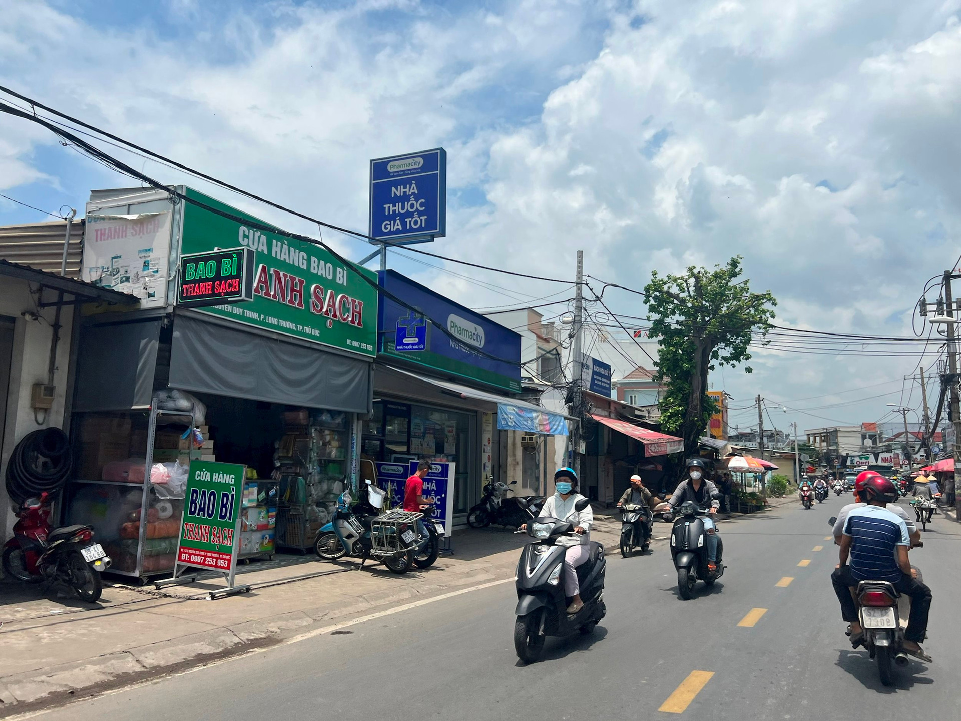 Làn sóng trả mặt bằng tại Tp.HCM: “Kinh doanh ế ẩm, giá thuê 7 triệu mỗi tháng tôi cũng khó kham nổi” - Ảnh 6.