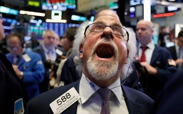 Khối ngoại bán ròng nghìn tỷ trong tuần thị trường giảm sâu, một cổ phiếu ngân hàng bất ngờ được gom mạnh - Ảnh 1.