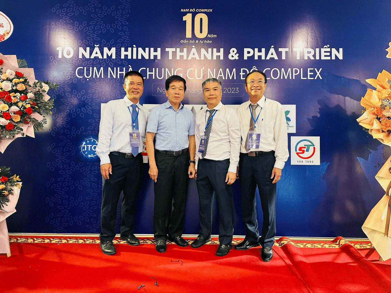 Chủ tịch Nguyễn Quốc Hiệp kể chuyện giảm giá toàn bộ căn hộ tại Nam Đô Complex cách đây 10 năm đến Lễ kỷ niệm đặc biệt lần đầu tiên có ở  Việt Nam - Ảnh 2.