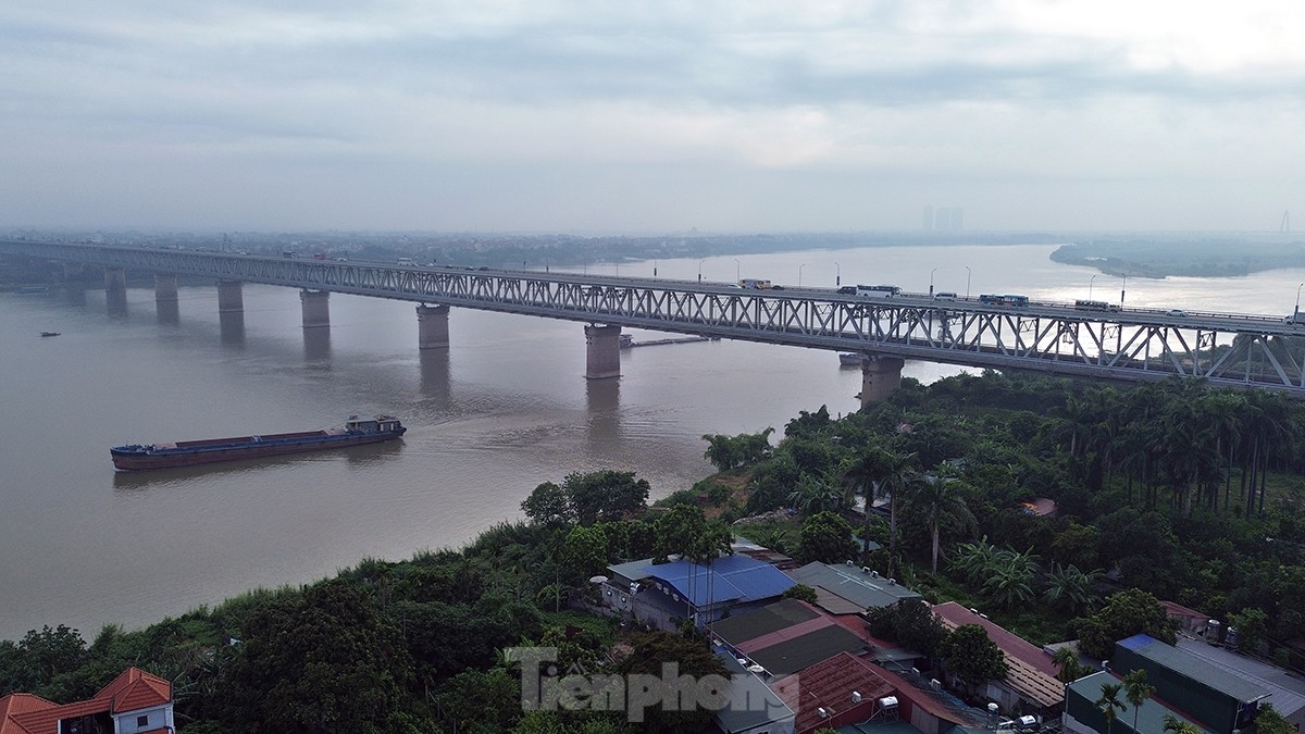 Cận cảnh cây cầu đầu tiên nối liền hai bờ sông Hồng và Đông Anh với các quận nội thành Hà Nội - Ảnh 3.