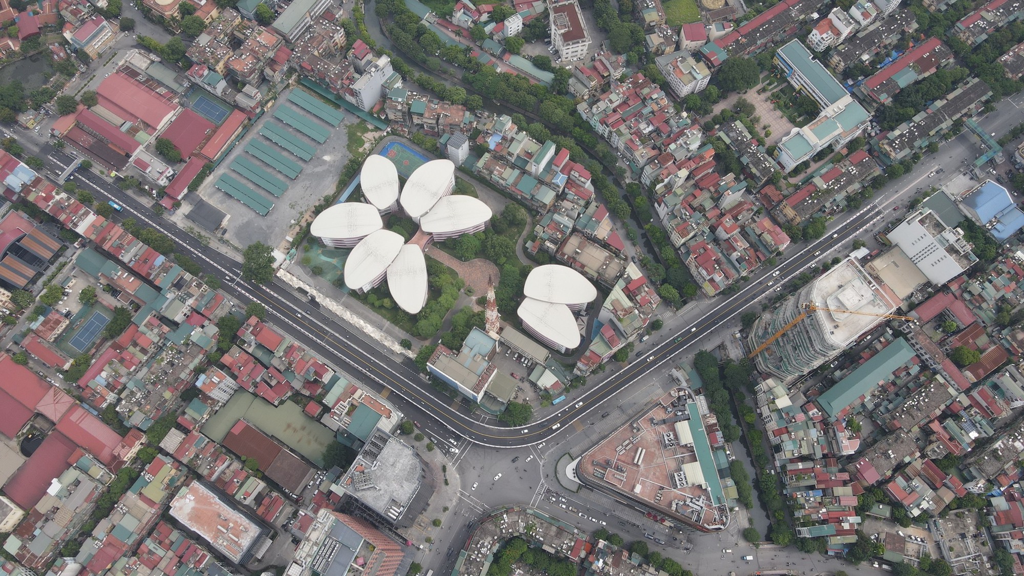 Diện mạo Thủ đô Hà Nội sau 15 năm mở rộng địa giới hành chính - Ảnh 17.