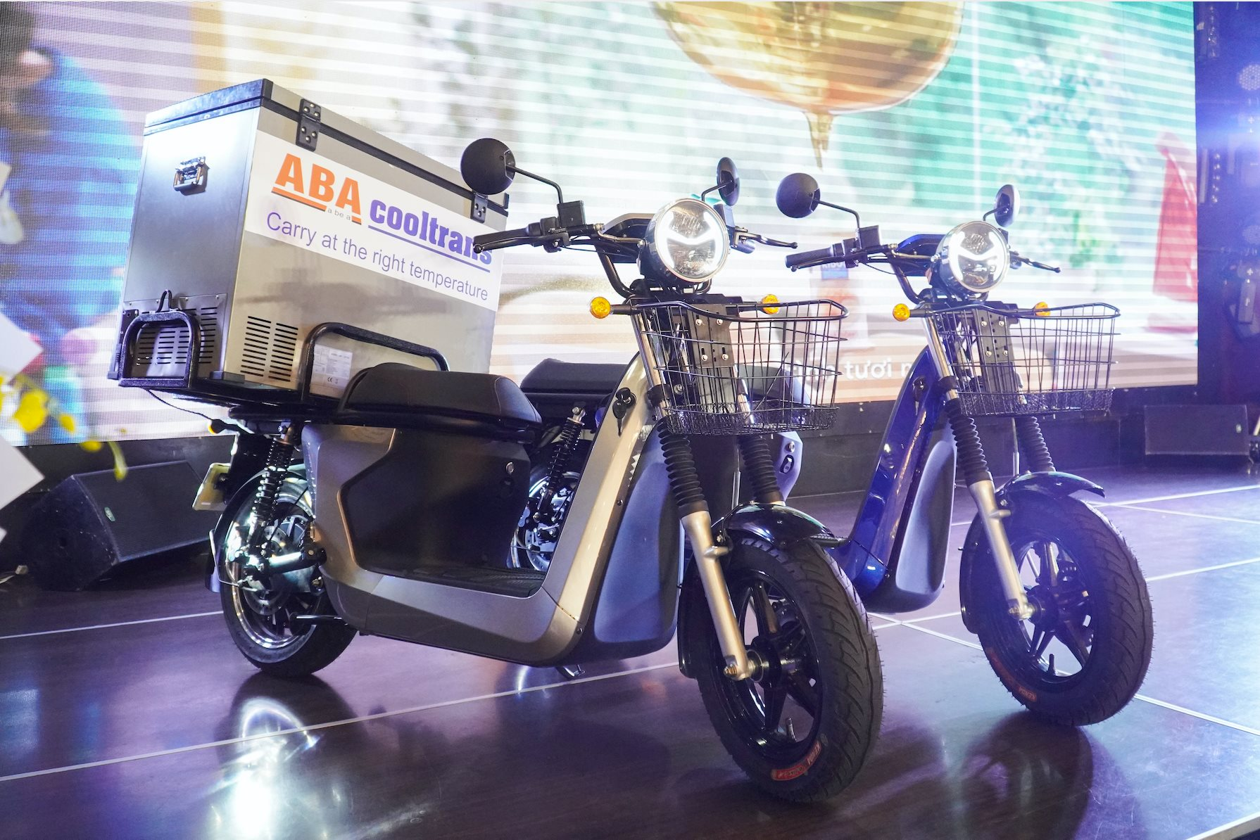 Startup xe điện Việt tung mẫu xe giao hàng mới: Biến pin thành &quot;tủ lạnh di động&quot;, chốt luôn đơn hàng 500 chiếc - Ảnh 1.