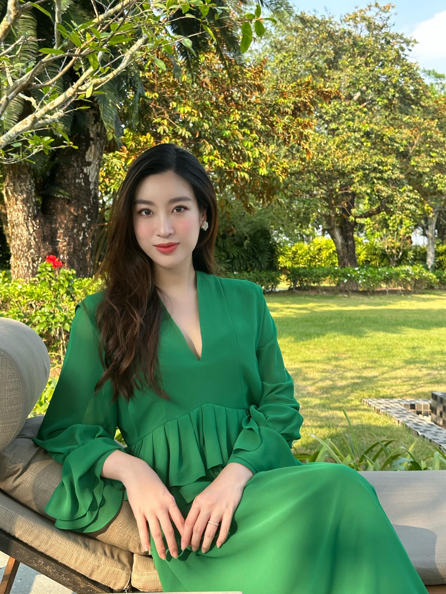 &quot;Hoa hậu nghèo nhất Việt Nam&quot; sau 7 năm đăng quang giờ là vợ chủ tịch, có hãng thời trang riêng - Ảnh 10.