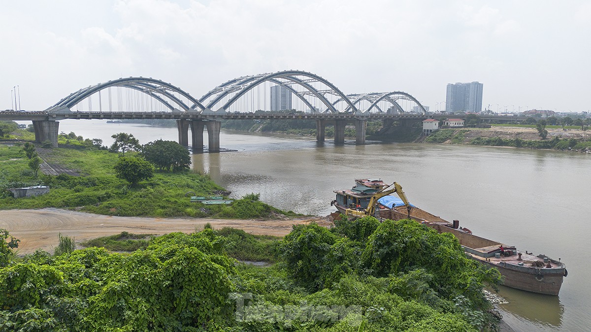 Mục sở thị cây cầu vòm thép nối liền huyện Đông Anh với quận Long Biên - Ảnh 2.