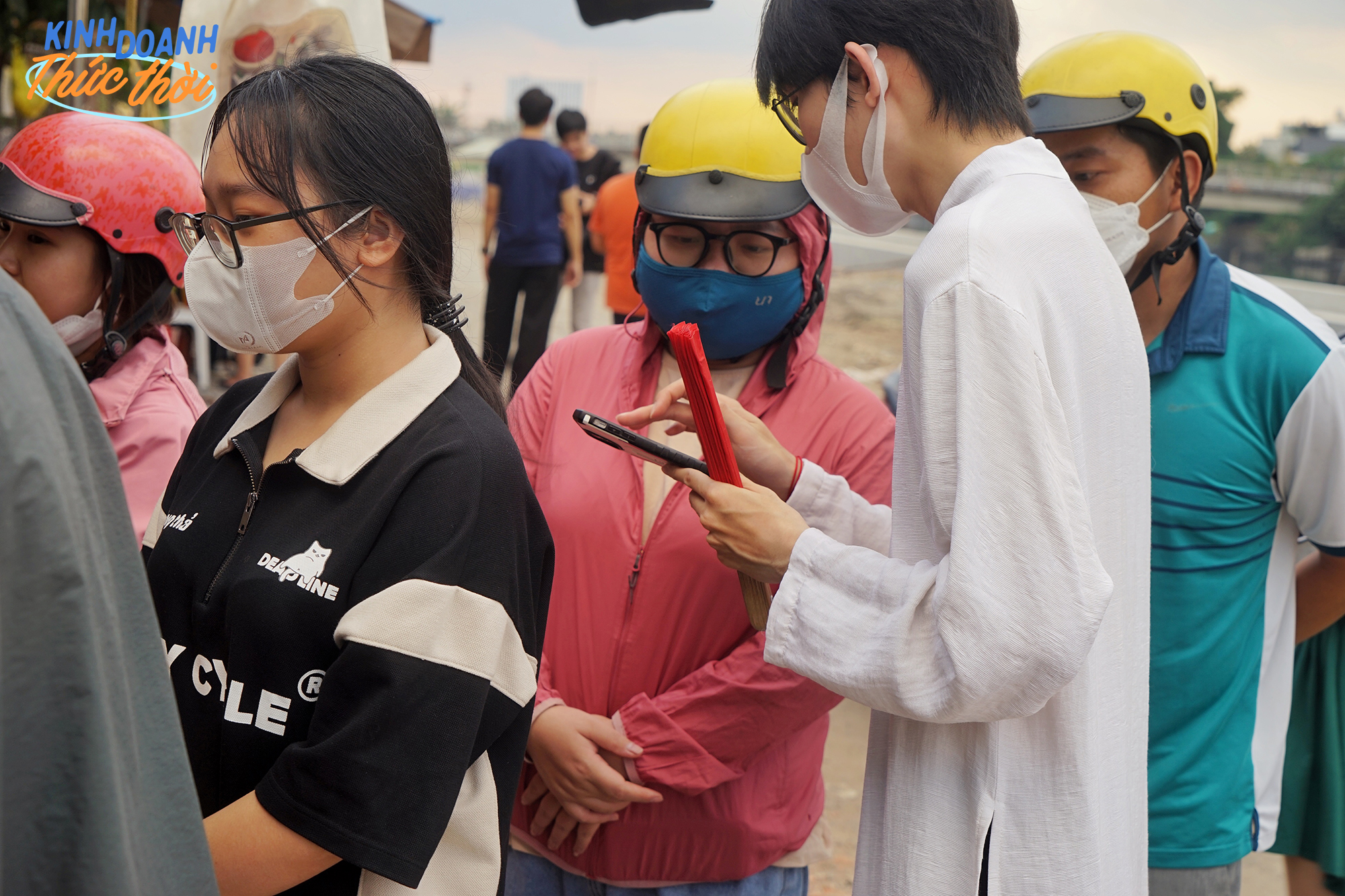 Kinh doanh món đậu hũ "bốc mùi" đến mức từng bị đuổi đánh, nhưng kỷ lục vài tiếng đã bán sạch 200 phần cũng nhờ hương vị khó để diễn tả này - Ảnh 4.