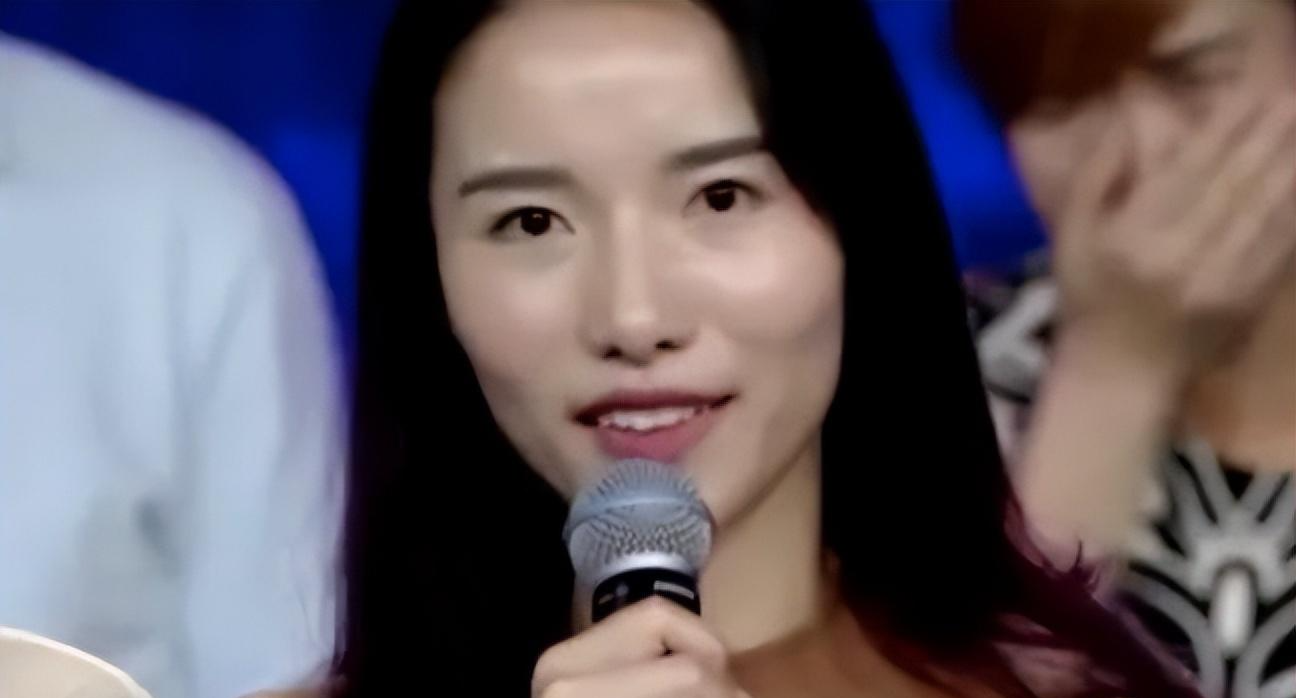 Bị chỉ trích vì không nhận bố mẹ ruột, nữ tiến sĩ kể lại cuộc đời sống với cha mẹ nuôi mới hiểu nguyên do - Ảnh 6. Bị chỉ trích vì không nhận bố mẹ ruột, nữ tiến sĩ kể lại cuộc đời sống với cha mẹ nuôi mới hiểu nguyên do - Ảnh 6.