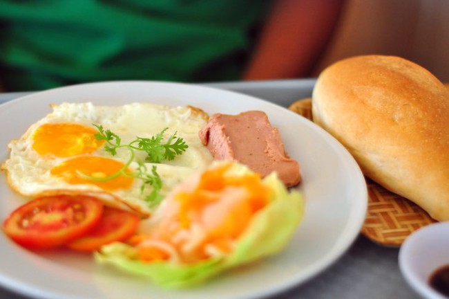 Ngủ dậy nên làm 5 việc để đường huyết được ổn định, phòng ngừa biến chứng tiểu đường - Ảnh 3. Ngủ dậy nên làm 5 việc để đường huyết được ổn định, phòng ngừa biến chứng tiểu đường - Ảnh 3.