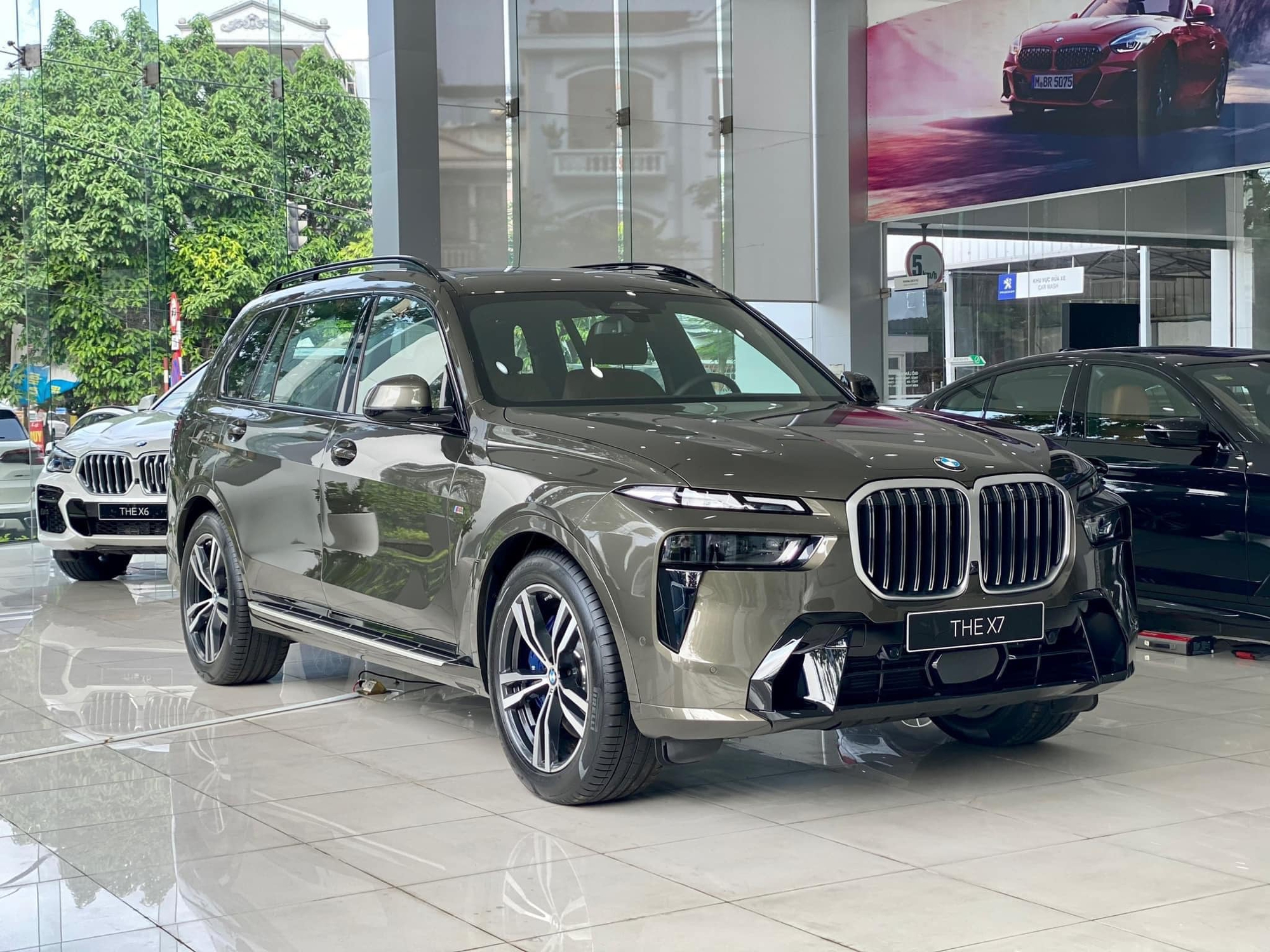 Giá xe sang tại Việt Nam liên tục ‘dò đáy mới’: Mercedes ưu đãi hơn 10 cái tên, BMW X7 giảm tới cả tỷ đồng - Ảnh 7. Giá xe sang tại Việt Nam liên tục ‘dò đáy mới’: Mercedes ưu đãi hơn 10 cái tên, BMW X7 giảm tới cả tỷ đồng - Ảnh 7.