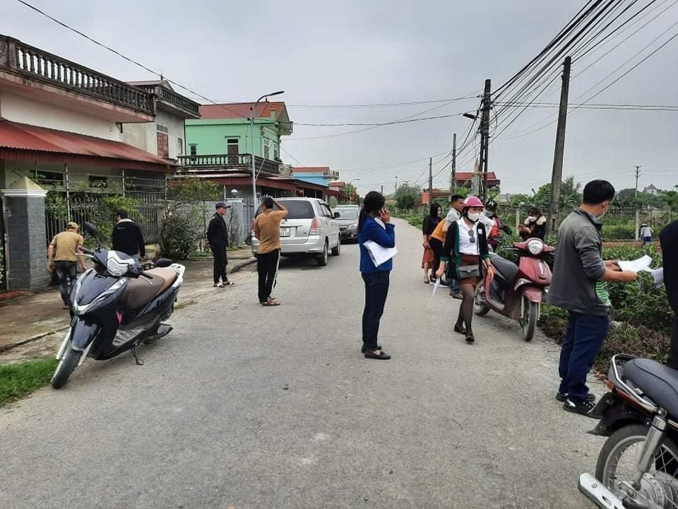 Nhiều khu vực đất quê vẫn không giảm giữa lúc thị trường bất động sản ảm đạm: “Không được giá tôi không bán” - Ảnh 1.