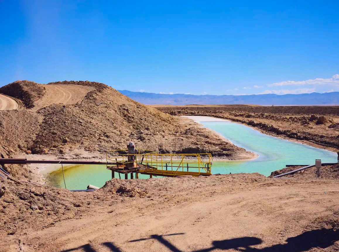 Đào xuống miệng núi lửa cổ xưa, Mỹ trúng kho báu 'vàng trắng' lớn nhất thế giới: 40 triệu tấn đang chờ khai thác, có khả năng xoay chuyển thị trường toàn cầu - Ảnh 3.